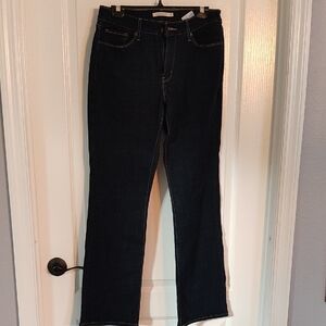 Levi's Women's Black Straight Leg Jeans